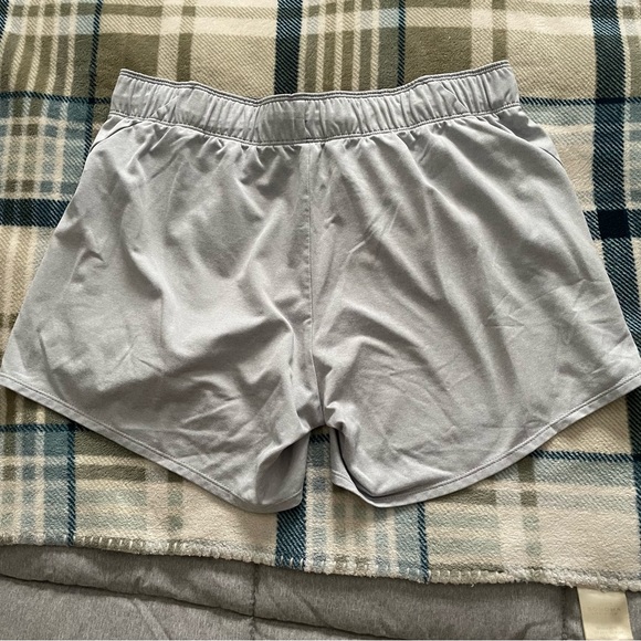 Nike women's shorts - Medium - Picture 2 of 7